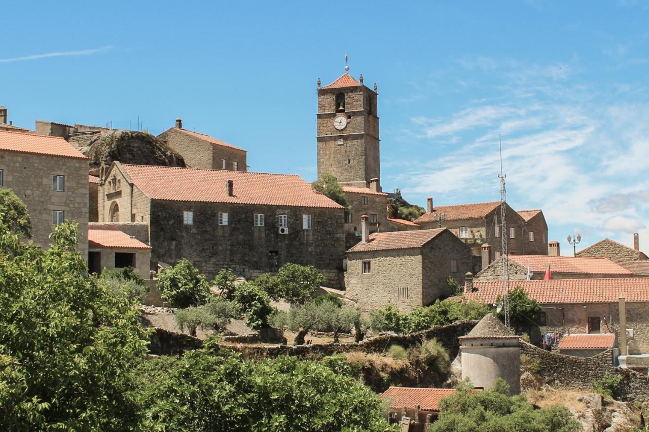 Vila Nave De Pedra Monsanto Exteriér fotografie